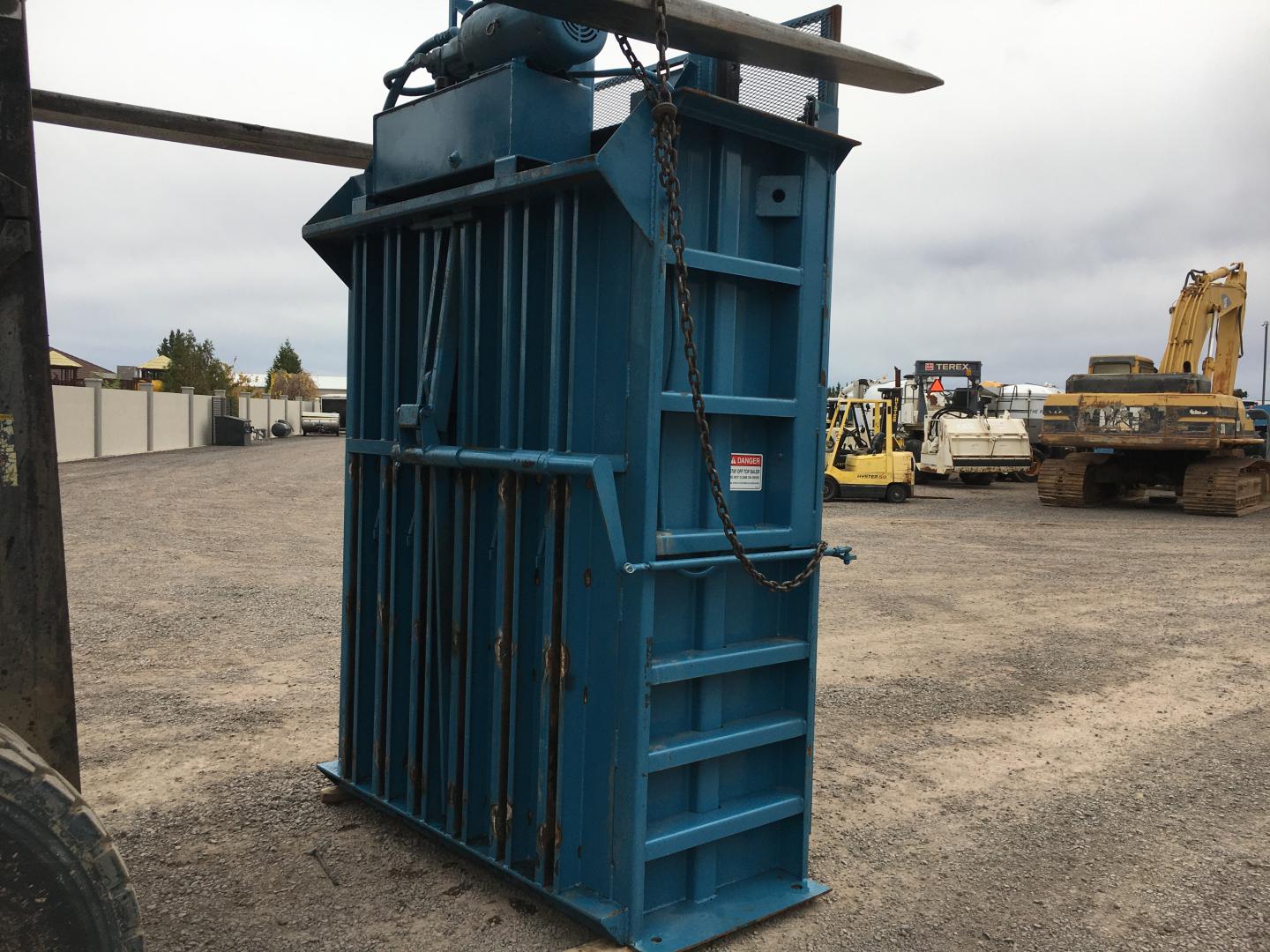 ./imagenes/INVOICE/2019/16766/COMPACTADOR DE CARTON MARATHON V-6030-HD-02 (11).JPG